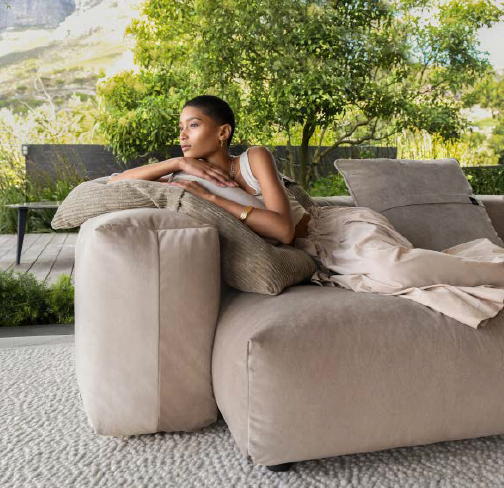 vetsak-model-velvet-sofa